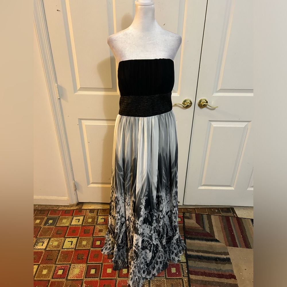 Aspeed strapless gown, size XL